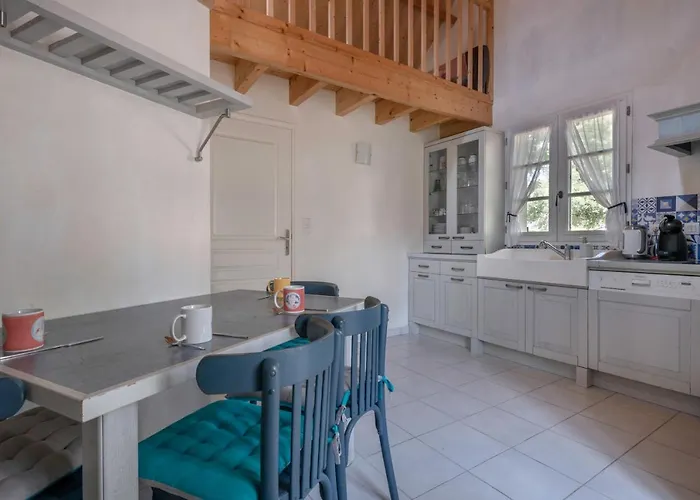 Escapade Au Calme Et Pres De La *